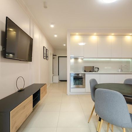 Petrovdom 13-141 In Rc New York Concept House With Bathroom Киев Екстериор снимка