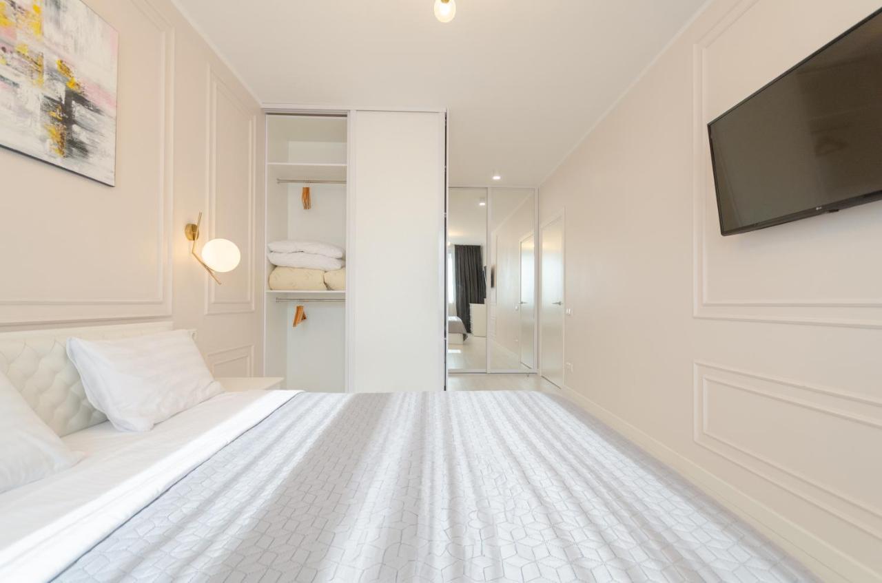 Petrovdom 13-141 In Rc New York Concept House With Bathroom Киев Екстериор снимка