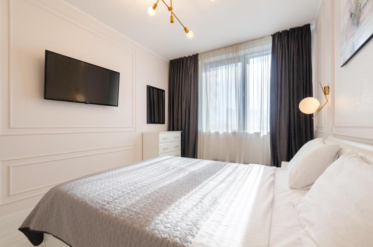 Petrovdom 13-141 In Rc New York Concept House With Bathroom Киев Екстериор снимка